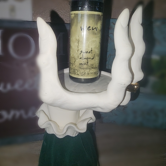 WEN sweet almond mousse 1.7 fl oz - Picture 2 of 2